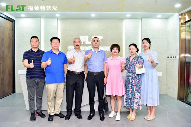 ONE游戏官网-皇马巴塞赞助商