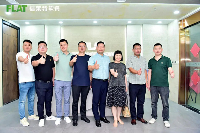 ONE游戏官网-皇马巴塞赞助商